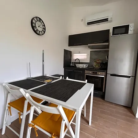 Apartment Amour A La Plage, Appartement Climatise, Terrasse A Barcares A Deux Pas De La Plage *