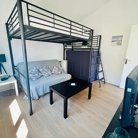 Amour A La Plage, Appartement Climatise, Terrasse A Barcares A Deux Pas De La Plage Apartment *